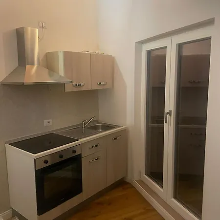 Palazzo Mateola Luxury Attico Guest house 3*